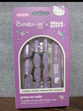 2- THE CREME SHOP X HELLO KITTY PRESS ON NAILS